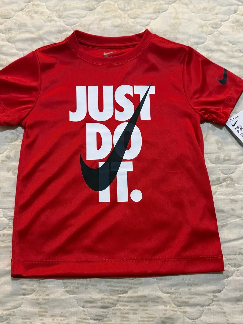 Nike Boys 2 Piece Matching Set Size 5 NWT - Picture 2 of 7